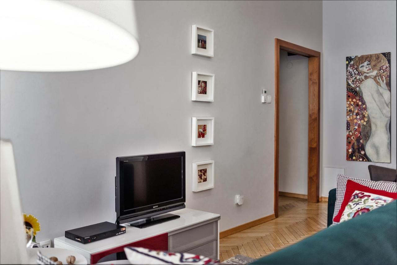 شقة Apartament Chmielna 5 وارسو المظهر الخارجي الصورة
